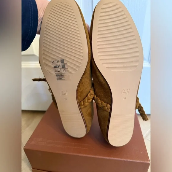 H&M Brown Suede Braided-Strap Flat - Picture 5 of 7